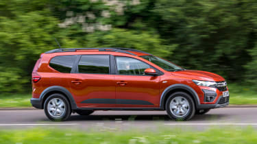 New Dacia Jogger Hybrid Review Pictures Auto Express